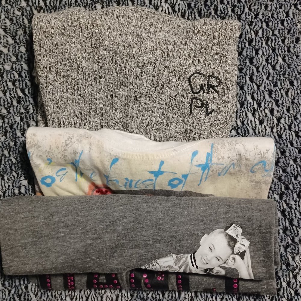 Girl tops (bundle of 3)